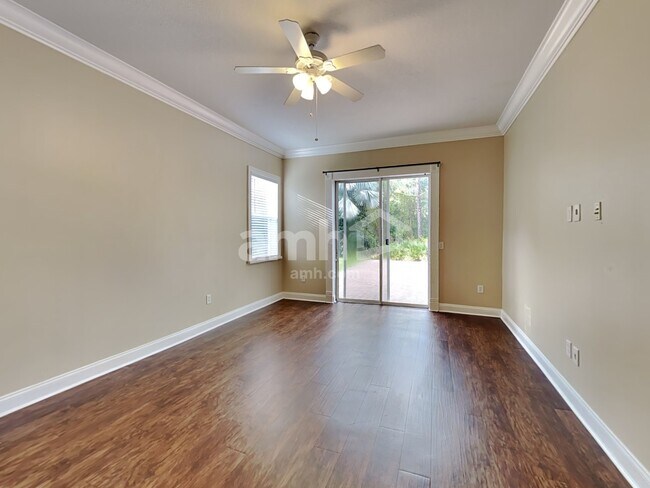 Building Photo - 8346 Old Town Dr