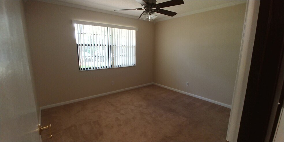 Building Photo - 2517 S 17th St