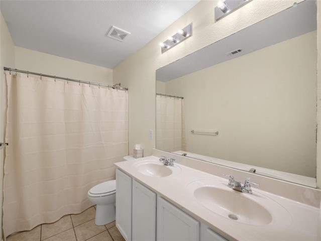 Building Photo - 3001 Hickory Ridge