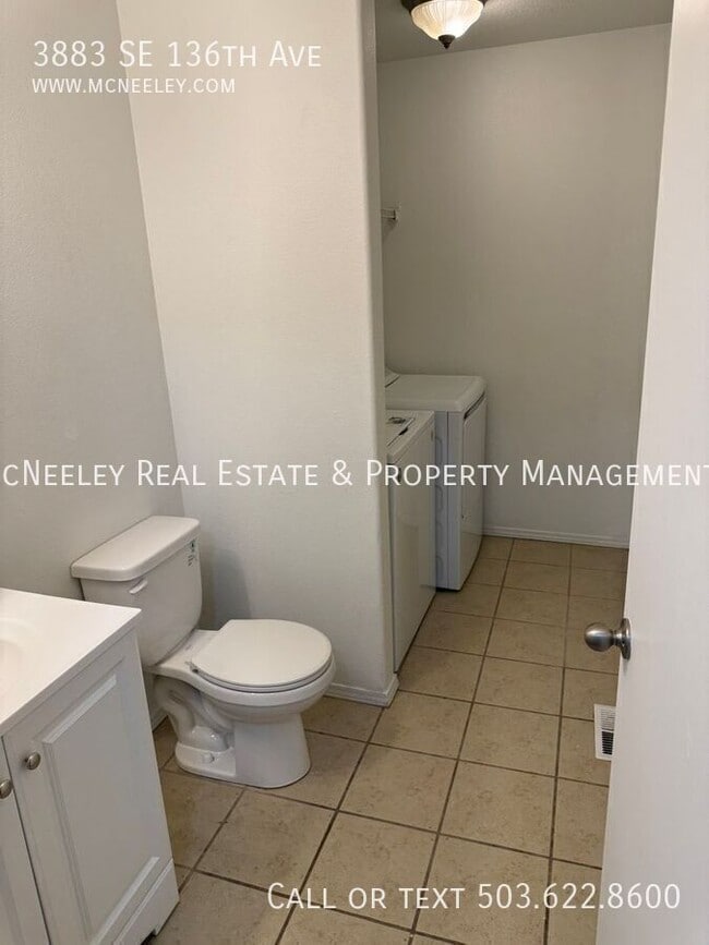 Building Photo - 3883 SE 136th Ave