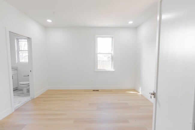 Building Photo - Brand new 3bed 2bath Single Family Home