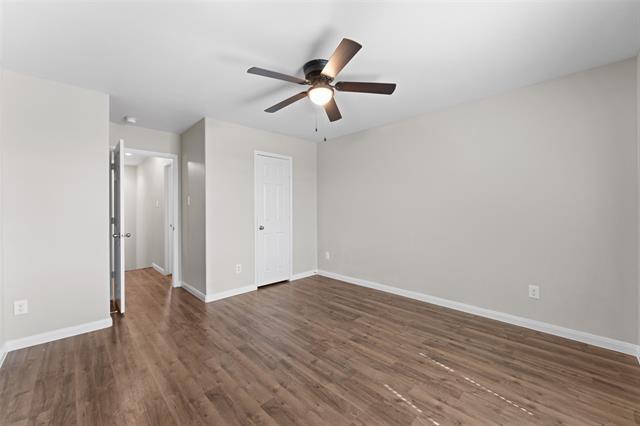 Building Photo - 504 Riverbed Dr