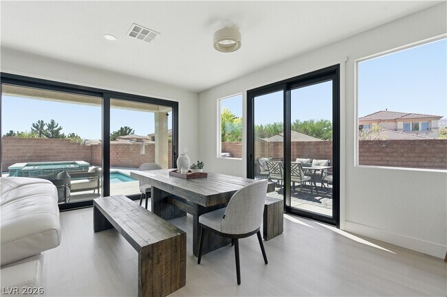 Building Photo - 11063 Pegasus Dr