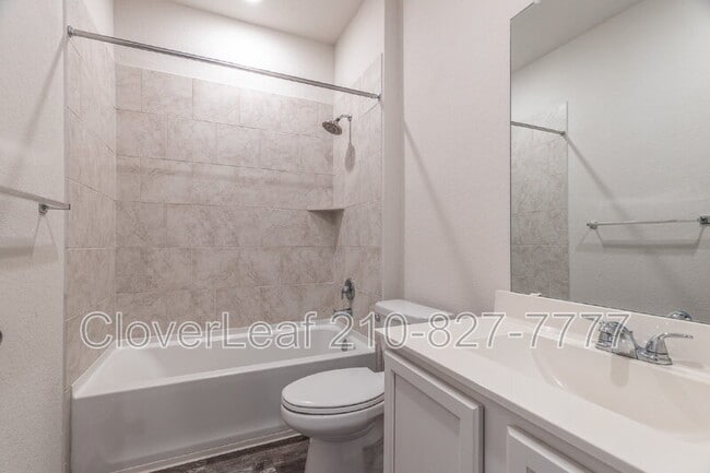 Building Photo - 2126 Silver Maple