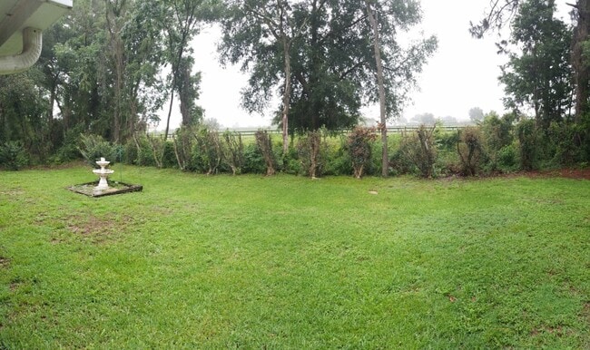 Building Photo - 5290 SW 89th Pl