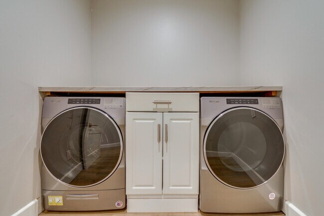 Building Photo - 1774 48th Ave