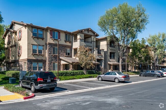 Building Photo - Meadow Square Apartment Homes