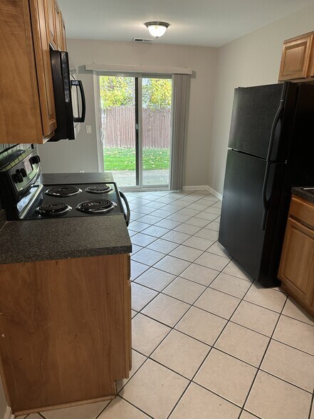 Building Photo - 50212 N Horst Ct