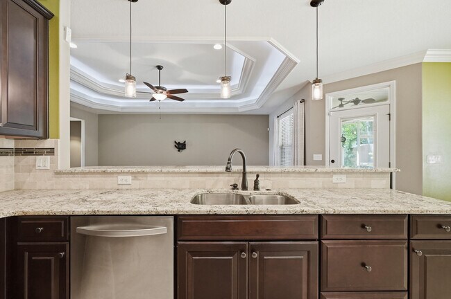 Building Photo - 2348 Cummings Dr