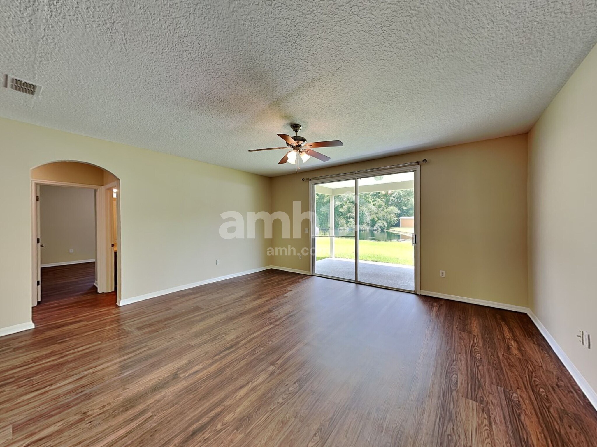 Building Photo - 711 Red Cedar Ct