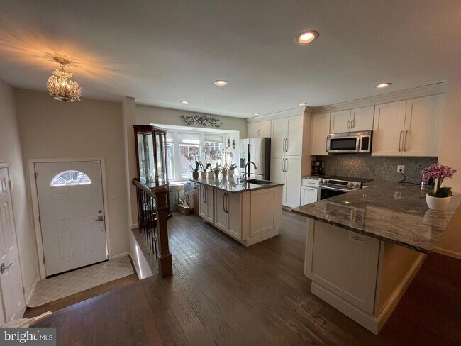 Building Photo - 3932 Tallow Tree Pl