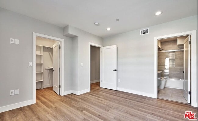 Building Photo - 4507 Lomita St