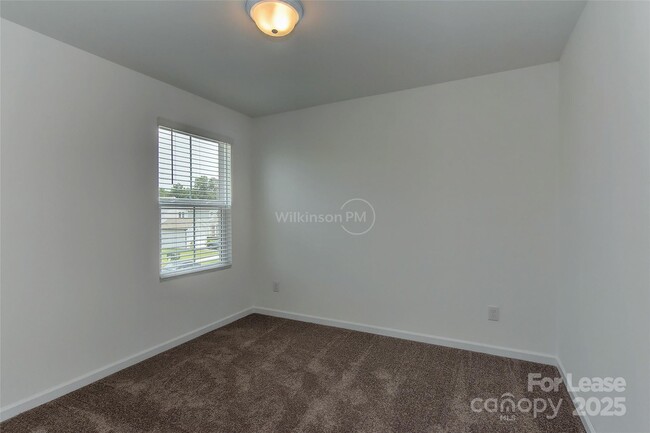 Building Photo - 1280 Maple Shade Rd SW