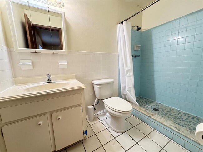 Building Photo - 7410 Orangeview Cir