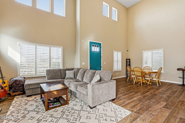 Building Photo - 2020 Tim Foster St