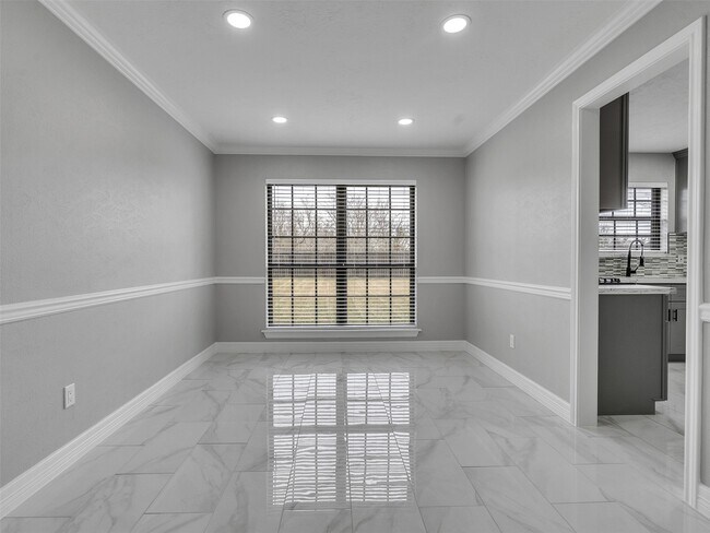 Building Photo - 1730 Pilgrim Journey Dr