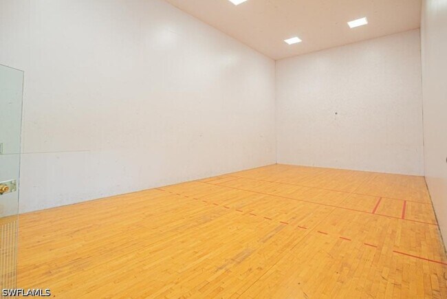 Building Photo - 1150 Wildwood Lakes Blvd