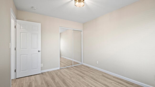 Building Photo - For Rent: Beautifully Updated 3-Bedroom Ho...
