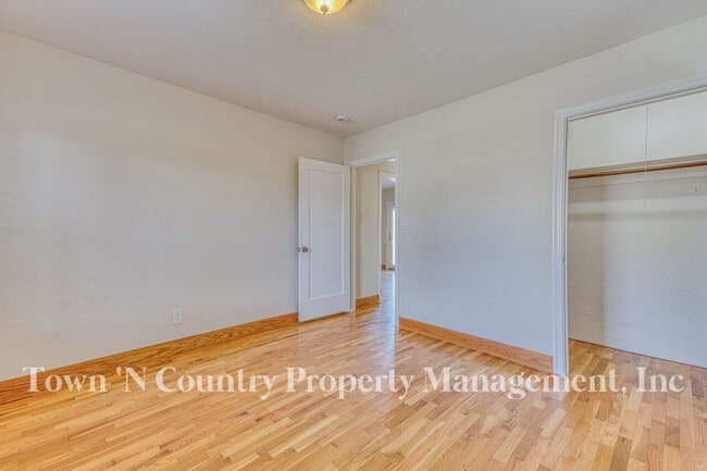 Building Photo - Charming 2BR/1BA Home in South Salinas!