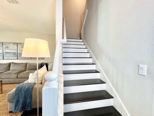 Building Photo - 5120 Bridge St