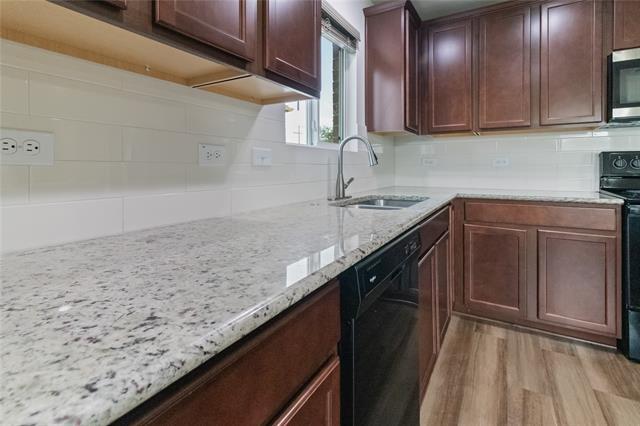 Building Photo - 1821 Waggoner Dr