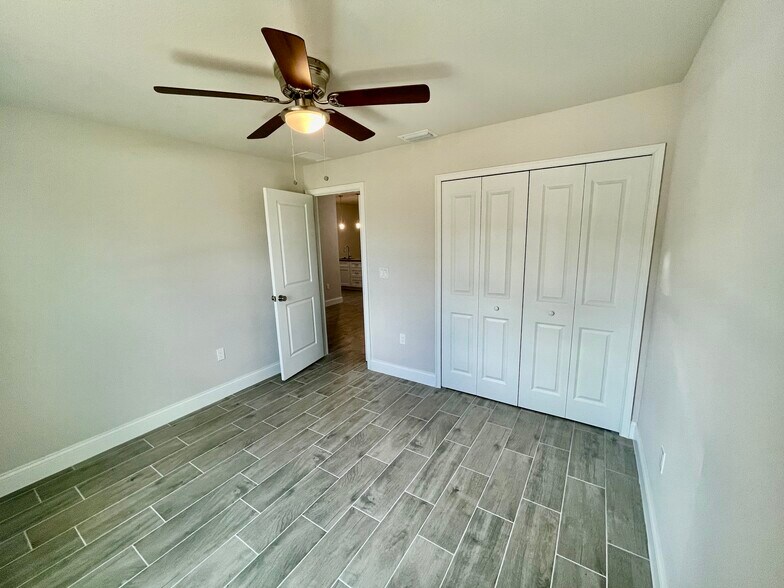 Bedroom - 24487 Zephyr Ct