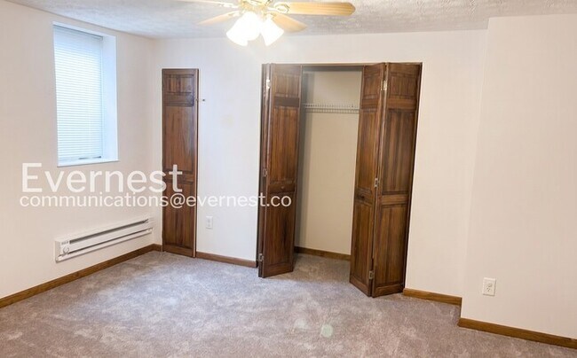 Building Photo - 4369 Houser Dr