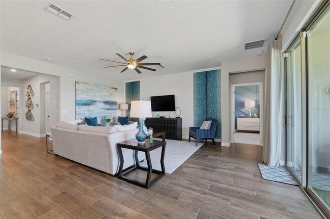 Building Photo - 31700 Cannon Rush Dr
