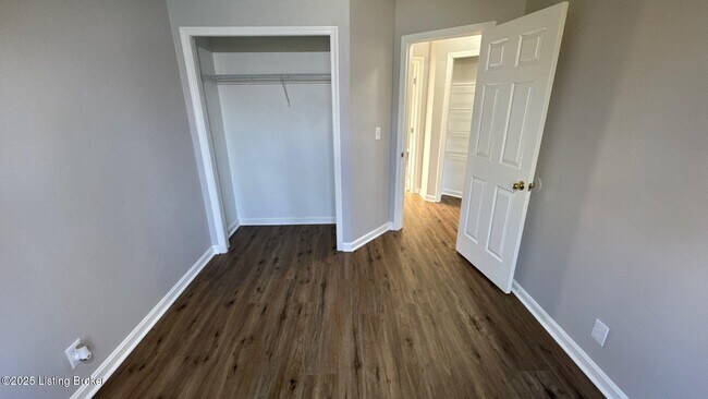 Building Photo - 3905 Handley Ave