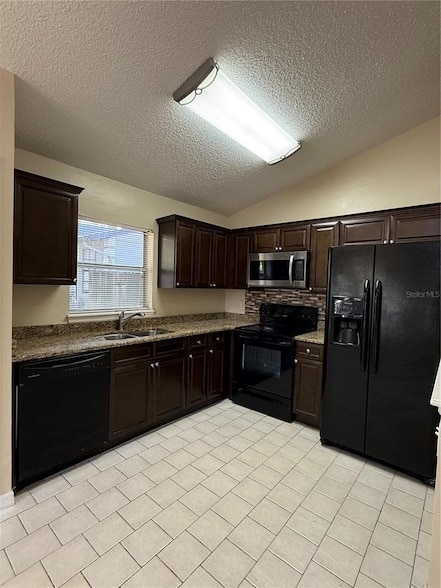 Building Photo - 776 Wolf Creek Ct