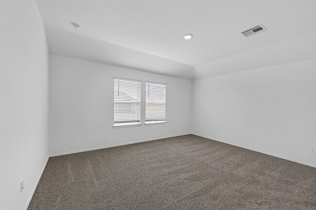 Building Photo - 31230 Yatesbury Ln