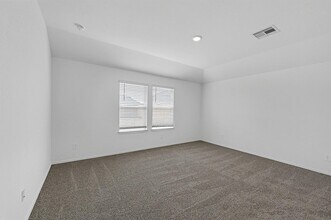 Building Photo - 31230 Yatesbury Ln