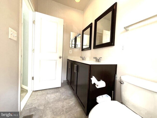 Building Photo - 22410 Glenbow Way