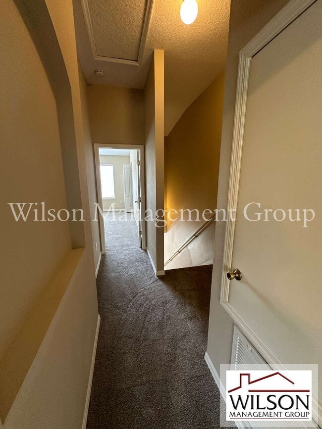 Building Photo - 538 Wilton Cir