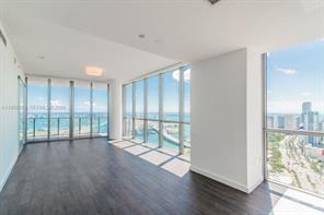 Building Photo - Biscayne Boulevard, Miami, FL 33132 - 3 BR 2.5 BA condo