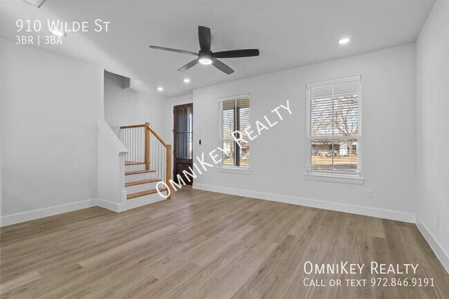 Building Photo - 910 Wilde St