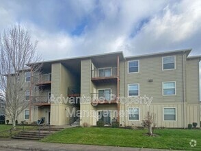 Building Photo - 537 Catron St N