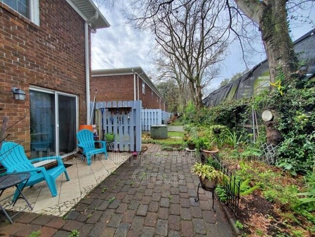 Building Photo - 21 Rivers Point Row