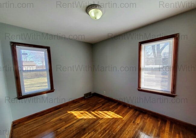 Building Photo - 500 Boston Ave