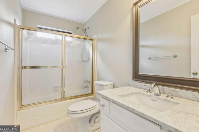 Building Photo - 4365 Burnleigh Chase NE