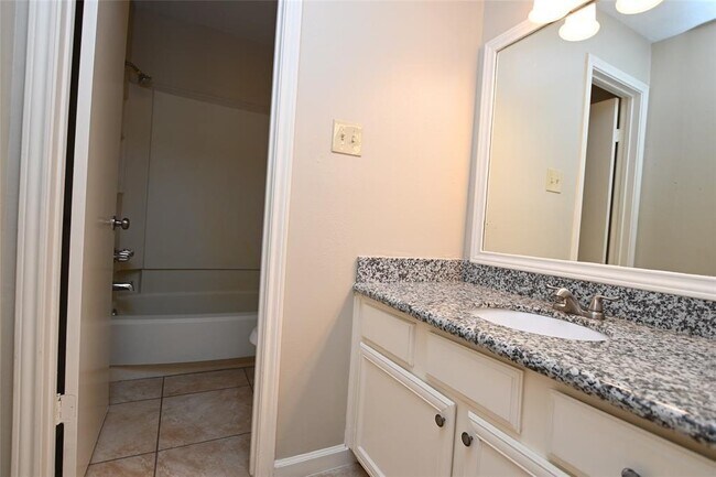 Building Photo - 8451 Sands Point Dr