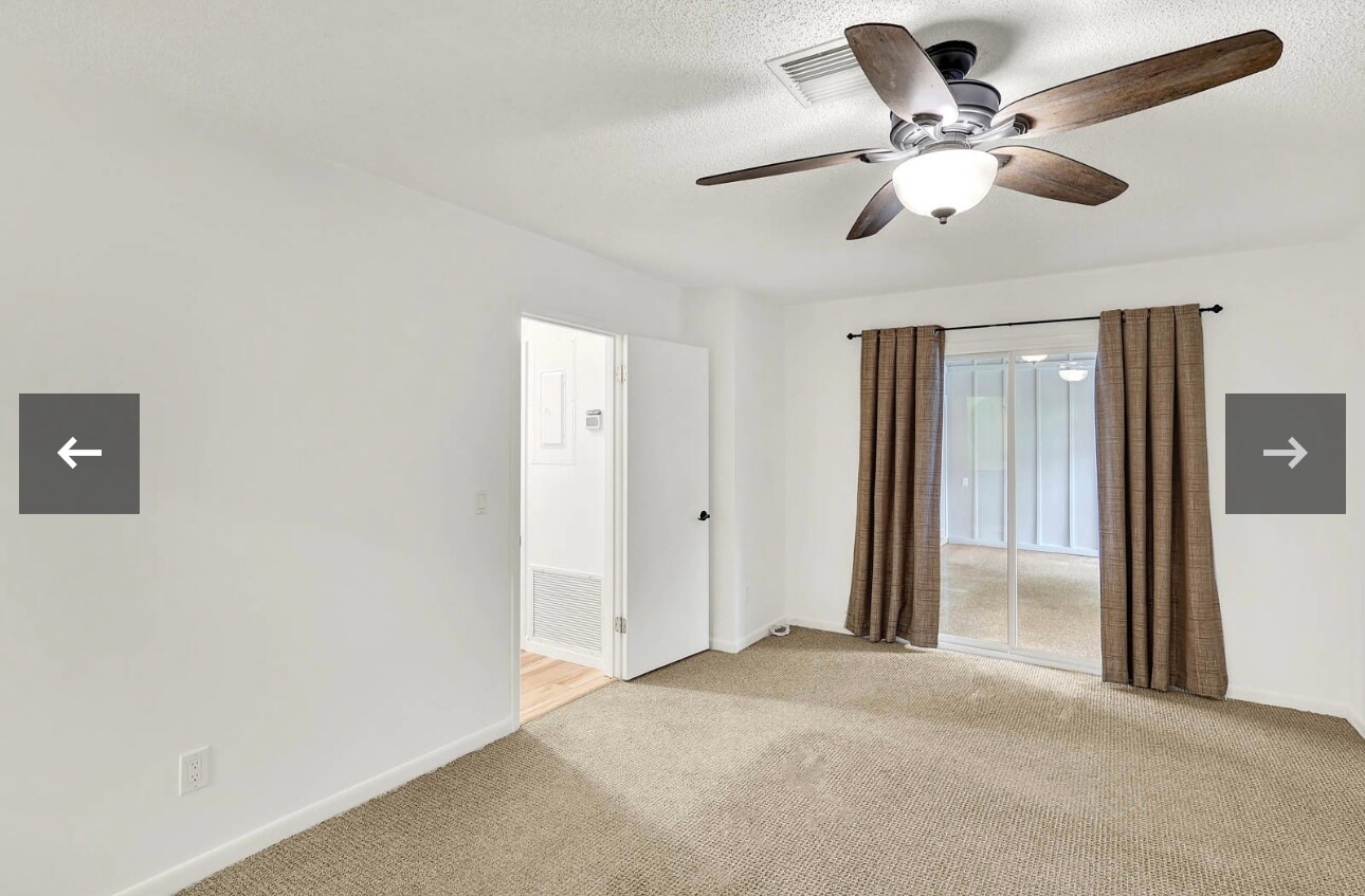 Building Photo - 4160 NE Breakwater Dr