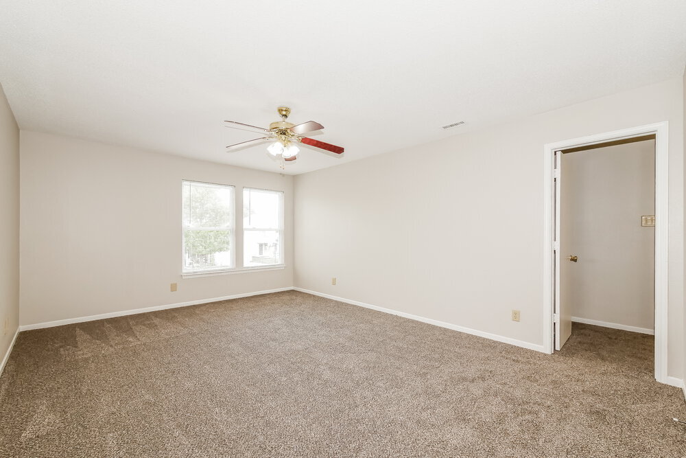 Building Photo - 8446 Abbey Dell Dr