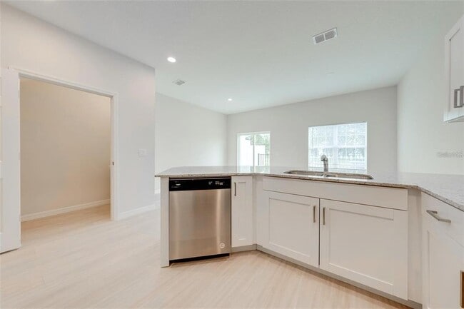 Building Photo - 2128 Penny Ln