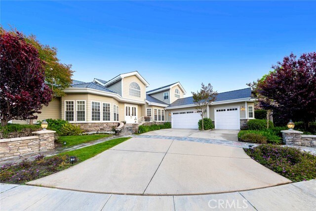 Building Photo - 12 San Remo