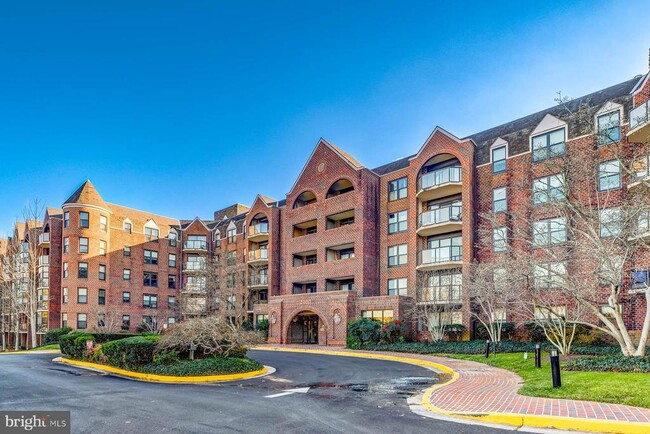 Building Photo - 2100 Langston Blvd.