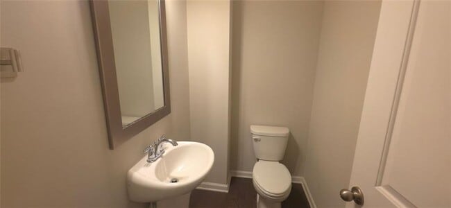 Building Photo - 107 Greenfield Dr