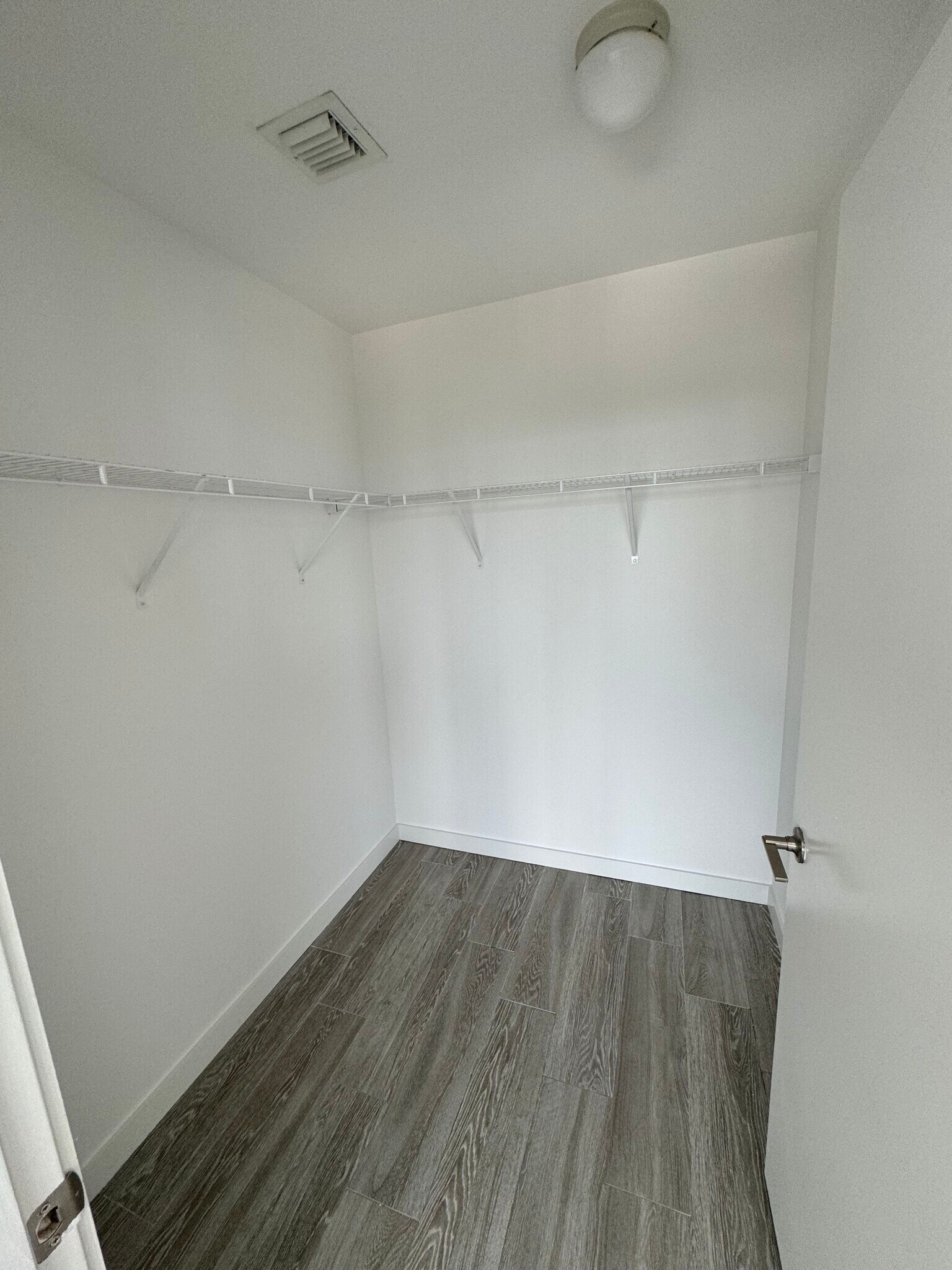 Building Photo - 390 NW 27th St