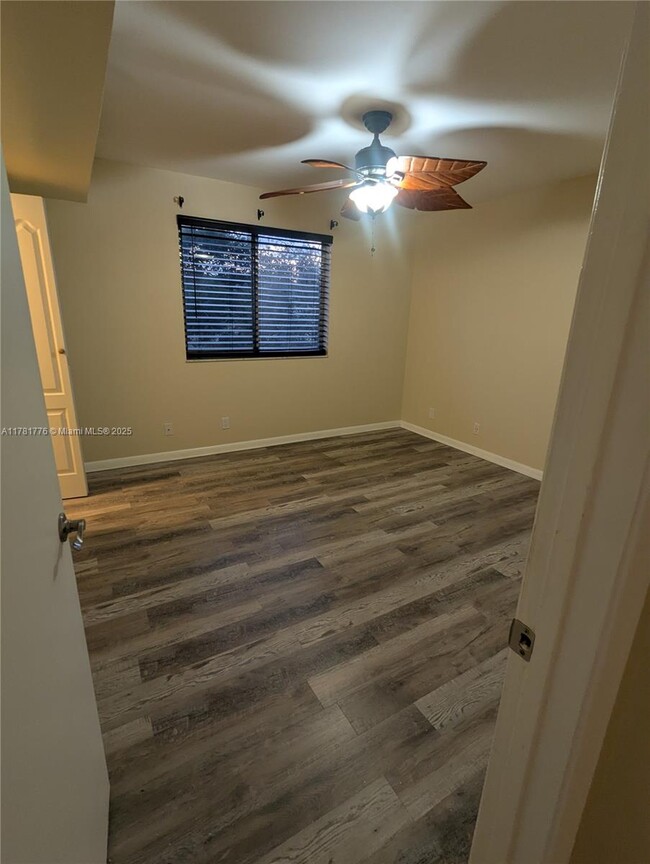 Building Photo - 703 Gardens Dr