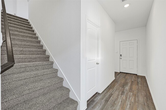 Building Photo - 5426 Magnolia Heath Ln